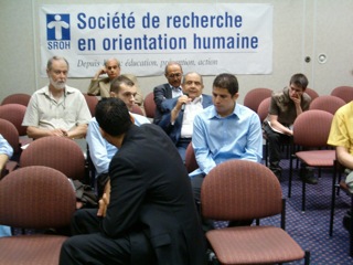 Comment naviguer entre les relations humaines et le cyberespace Comment naviguer entre les relations humaines et le cyberespace