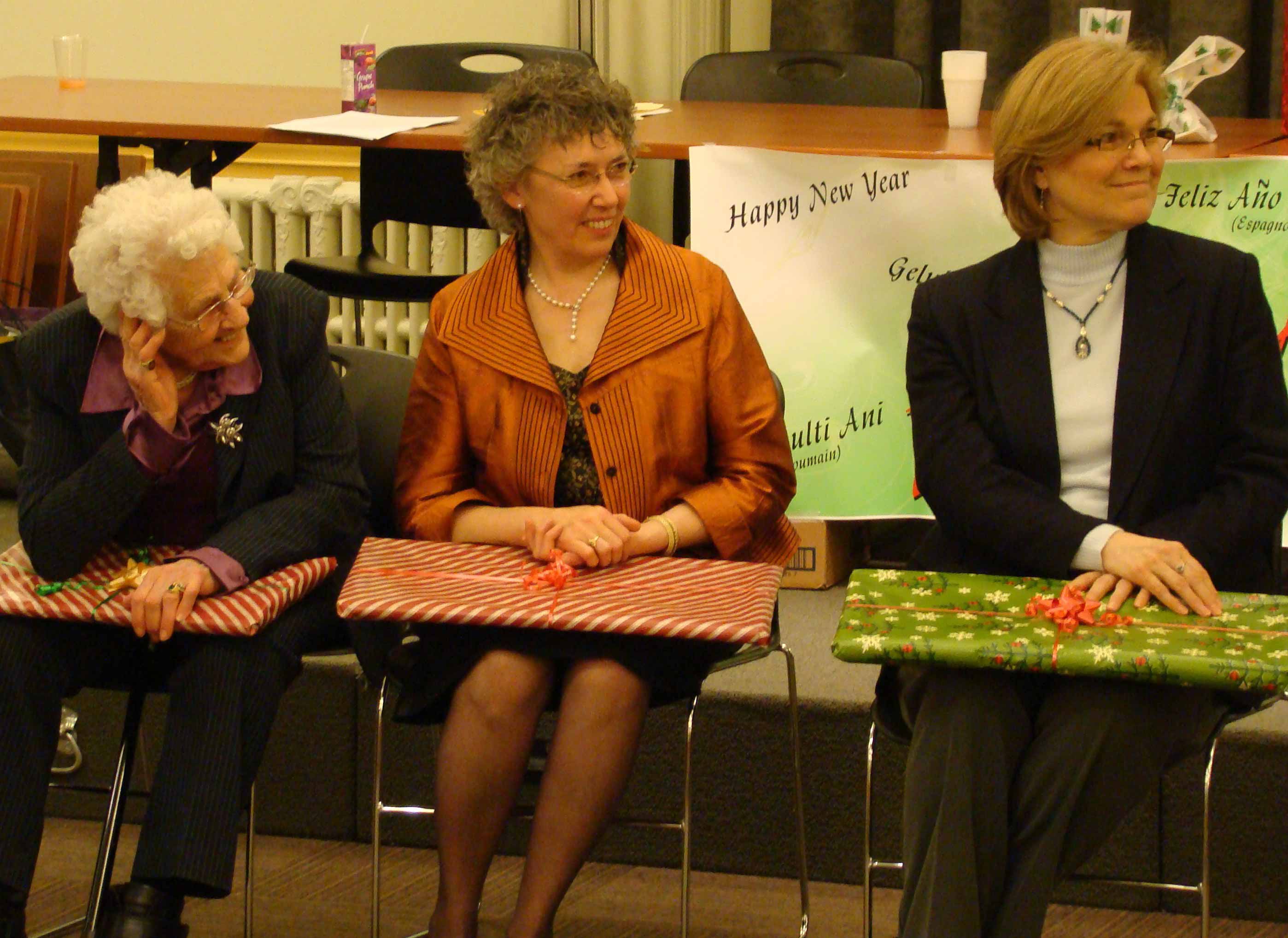 Thérèse Lavoie, Denise Normand-Guérette, Joanne Pharand Thérèse Lavoie, Denise Normand-Guérette, Joanne Pharand