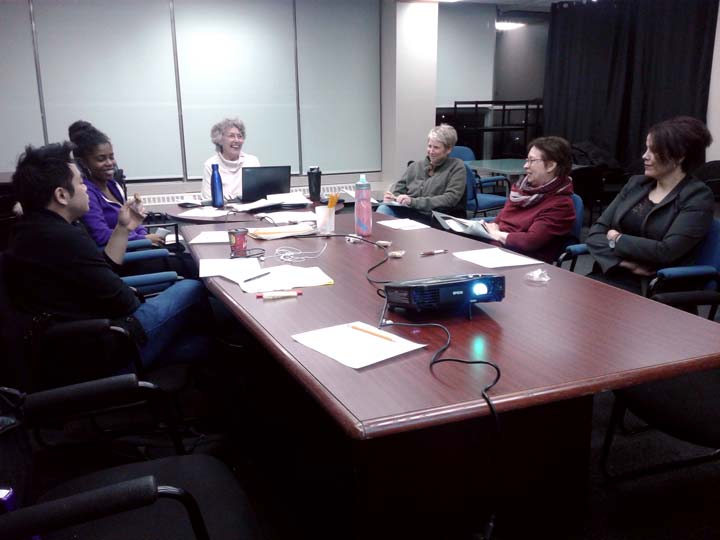 Photo de groupe de la table ronde